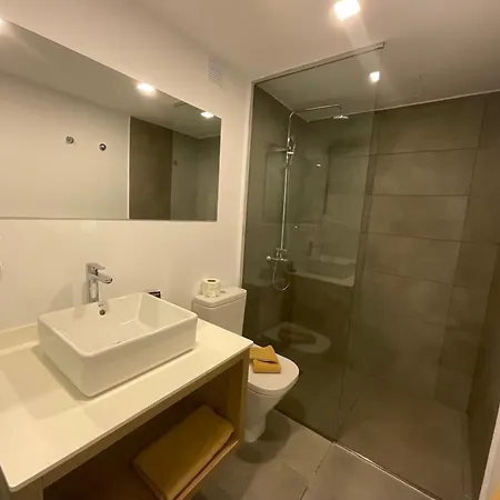 Otel Kikere 3*